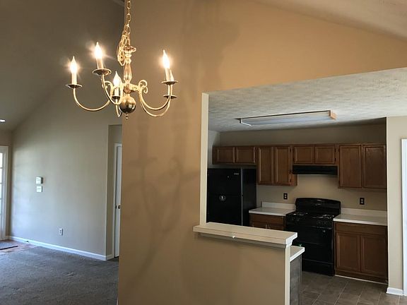 4th image of 7077 Sir Galahad Way