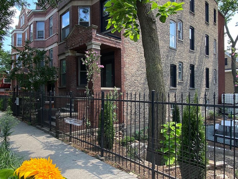On a wonderful neighborhood street