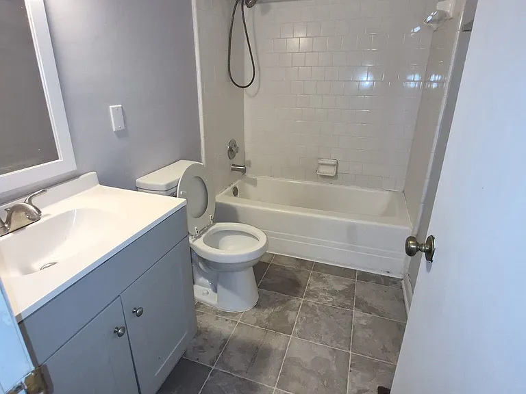 727 S Main St #119 — Photo 17