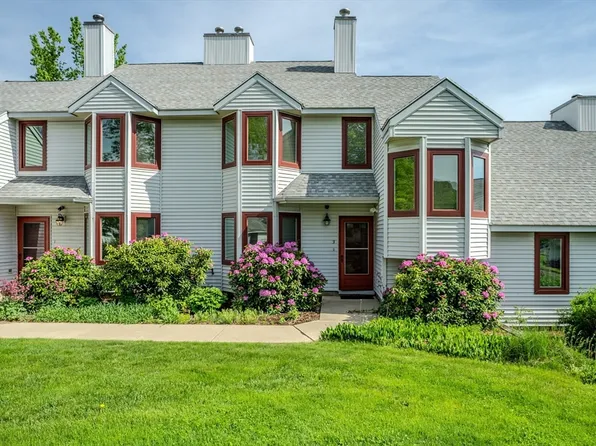 3 Russett Ln Unit 3, Amherst, MA 01002