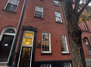 329 S 12th St APT 300, Philadelphia, PA 19107