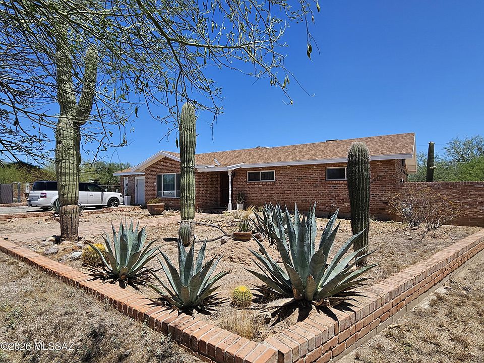 1st image of 2624 N Teresa Ln