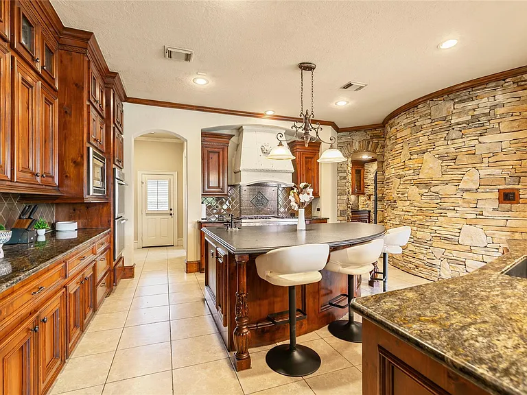 22 Post Shadow Estate Dr — Photo 31