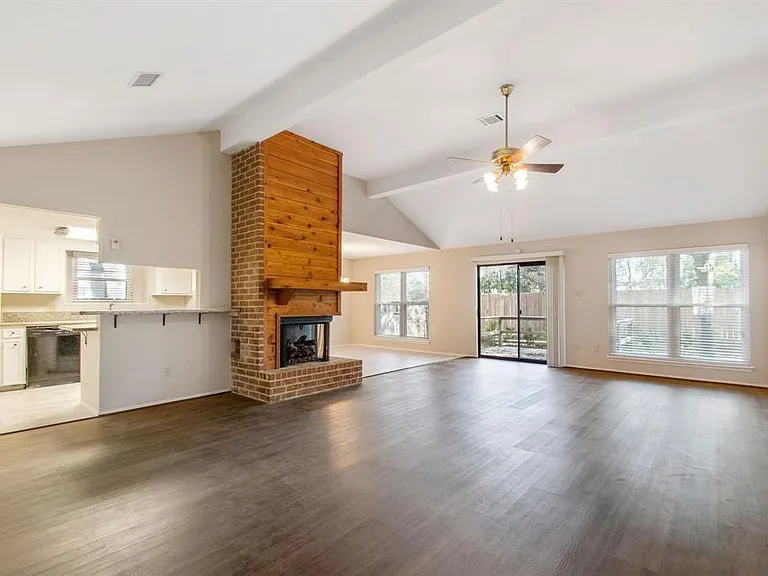 108 N Deerfoot Cir — Photo 17