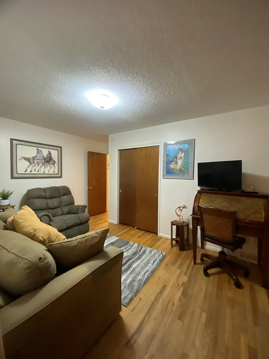 Building Photo - 497 Robinson Dr #1