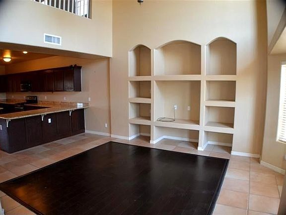 4th image of 3921 Tierra Roman Dr