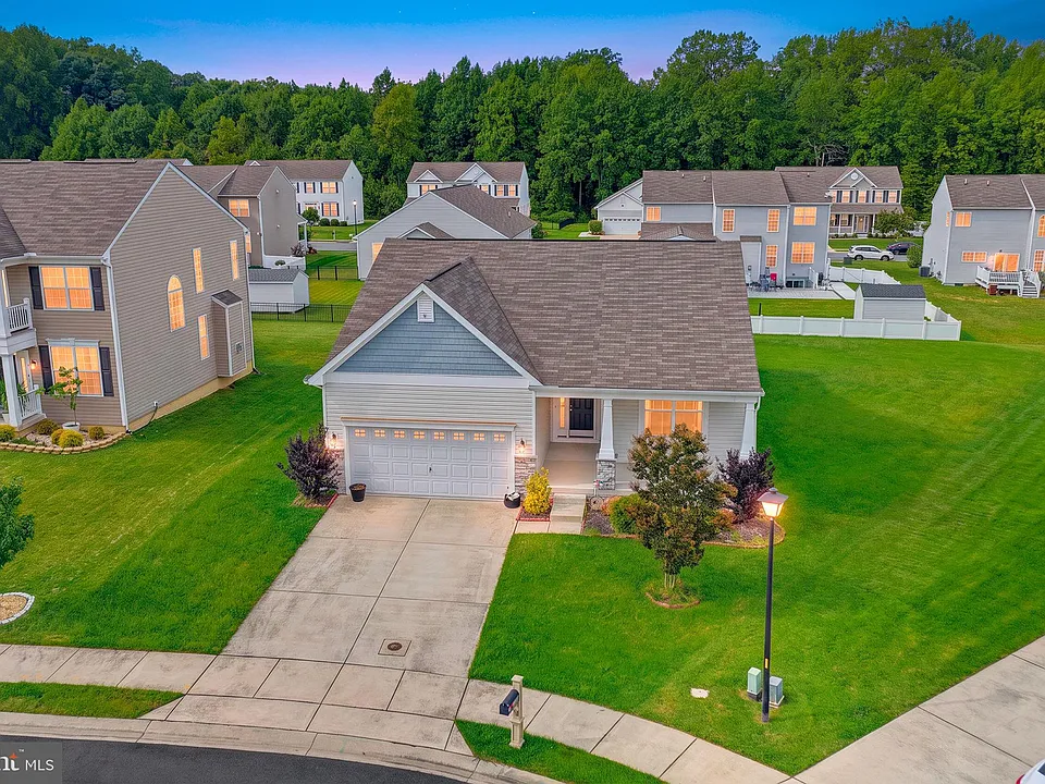 69 Boone Ct