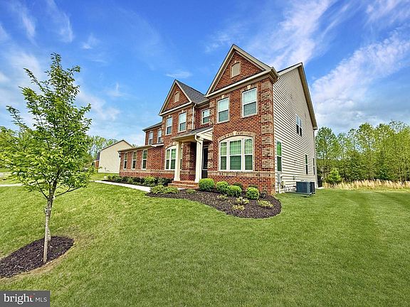 3rd image of 13719 Hebron Ln