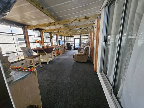 2nd image of 6705 Lamprey Ln