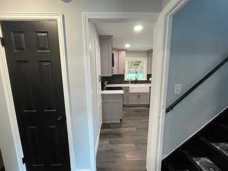 161 Kinkel Ave — Photo 2