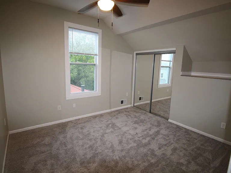 4536 Leo St — Photo 23