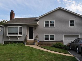 114 Tally Ln, Wantagh, NY 11793