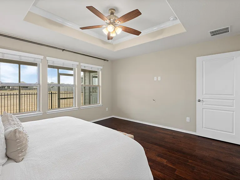 2811 Cone Flower Dr — Photo 23