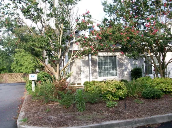 321 W Calhoun St, Sumter, SC 29150