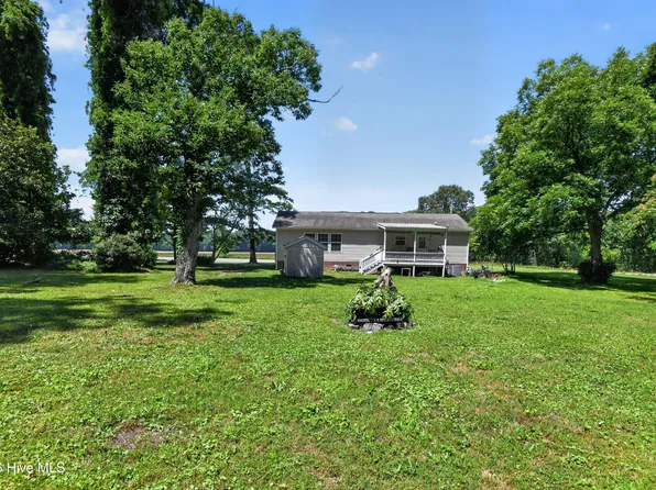 108 Nc Highway 32, Sunbury, NC 27979
