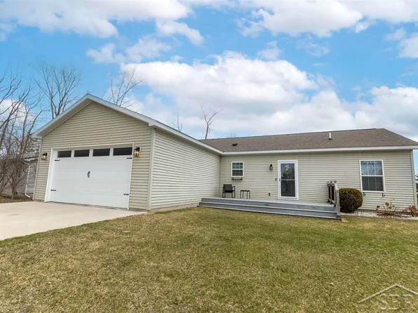 5383 Mallard Ct, Beaverton, MI 48612