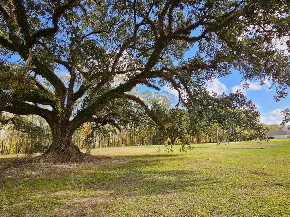 Main Hwy #8-A, Arnaudville, LA 70512