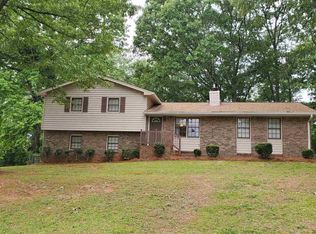 243 Hyde Cir, Newnan, GA 30263