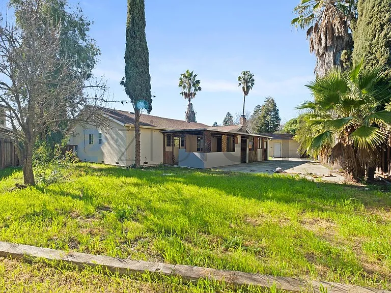 1471 Valenzuela Ct — Photo 29