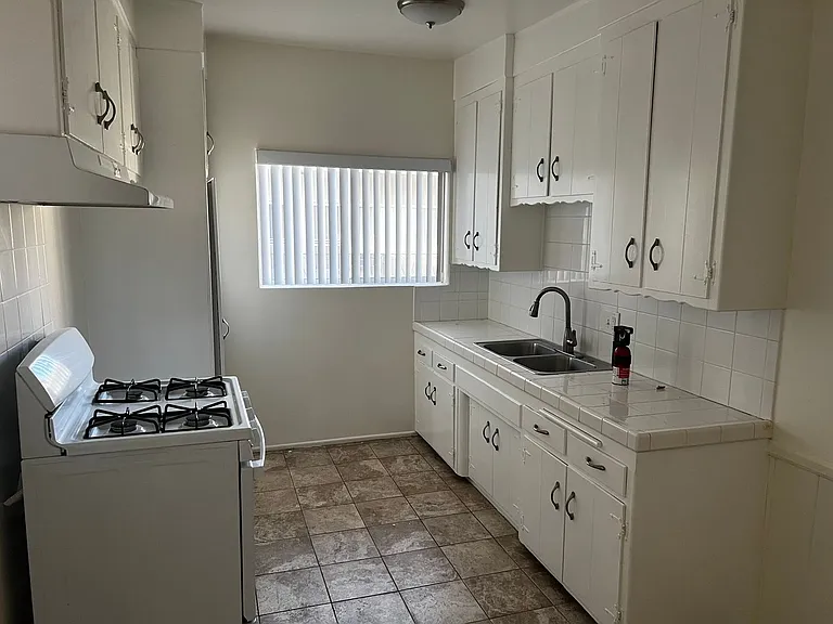 600 N Louise St — Photo 20