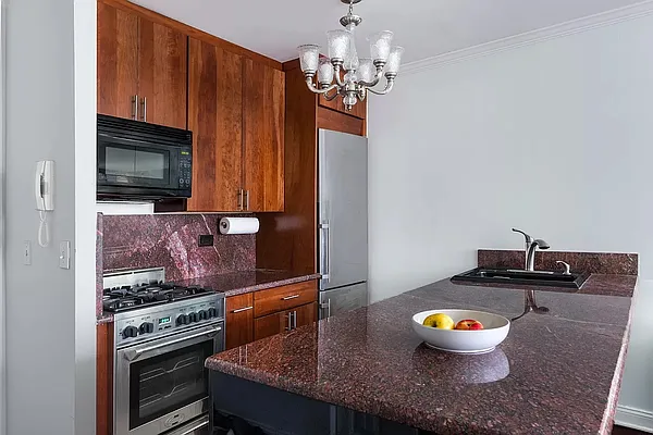Rented by Douglas Elliman | media 3