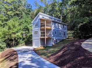 44 Laurel Rd, Arden, NC 28704