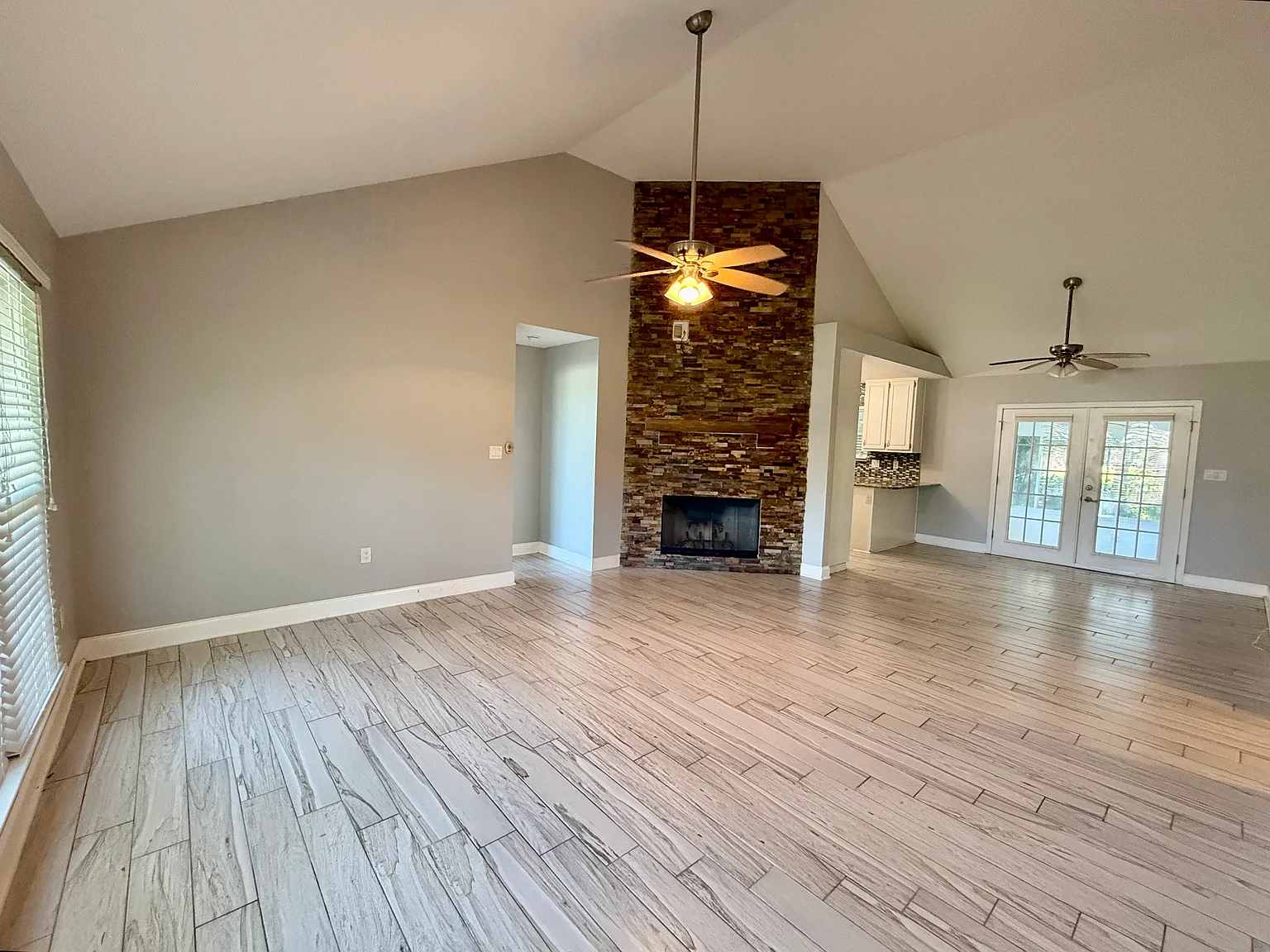 Upgraded Holley By the Sea Home — Photo 3