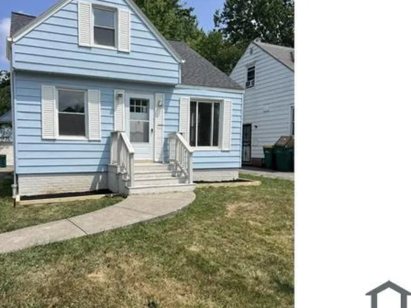 17513 Mapleboro Ave, Maple Heights, OH 44137