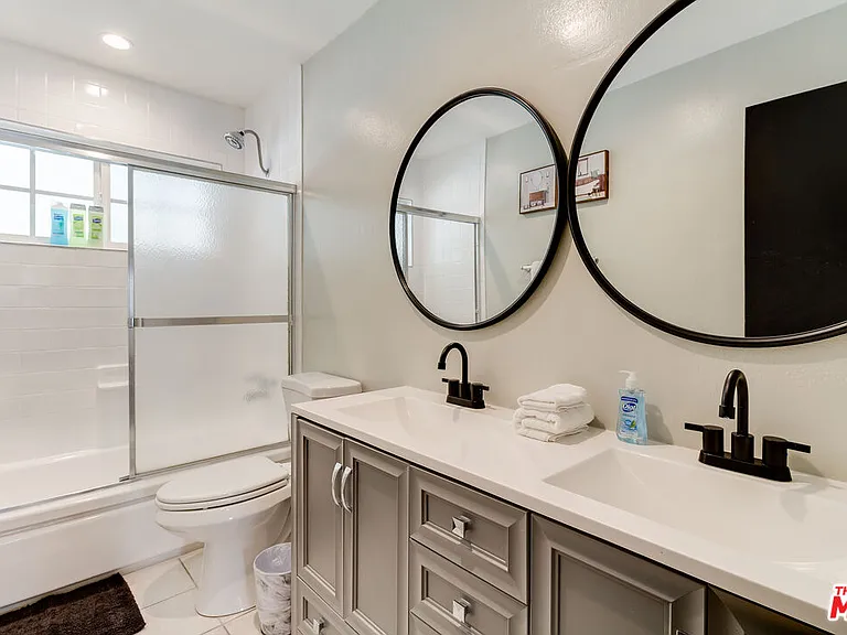 6966 Sedan Ave — Photo 24