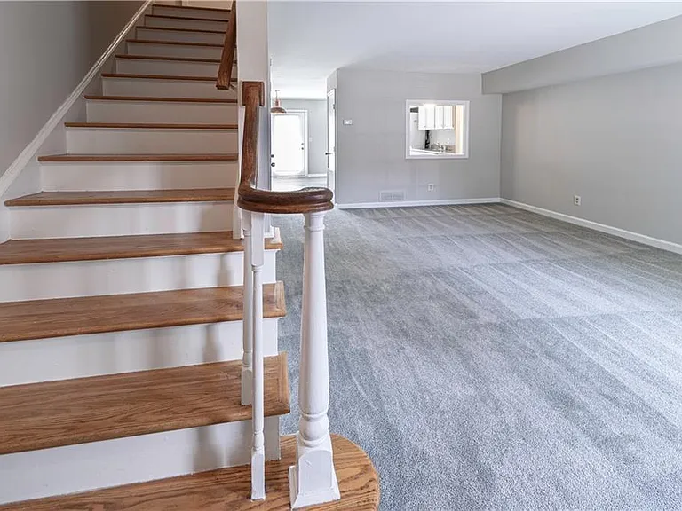 3071 Colonial Way #E — Photo 3