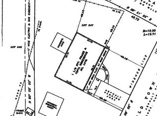 1072 Old Town Rd, Coram, NY 11727