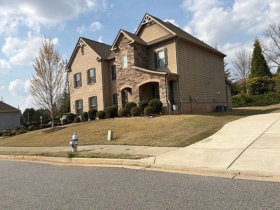 2nd image of 6505 Yellow Birch St