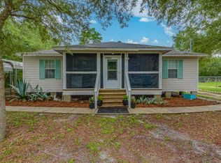 2321 Enabob St, Carrabelle, FL 32322