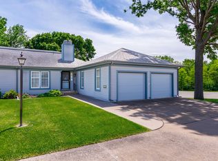 2807 Termini Dr, Muscatine, IA 52761