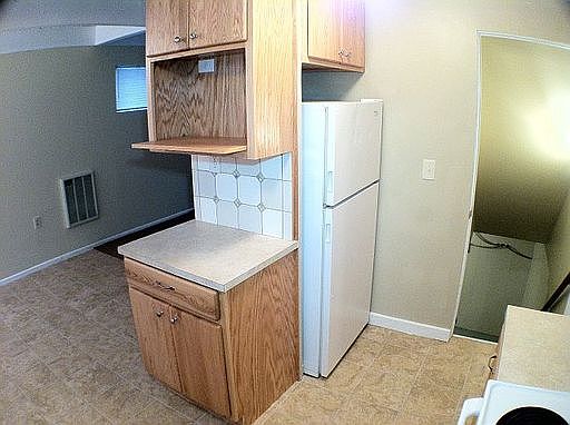 3rd image of 8321 SE Schiller St