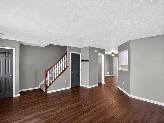 4th image of 22125 Saint Leonards Cir