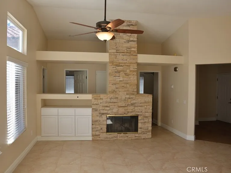 32499 Strigel Ct — Photo 8