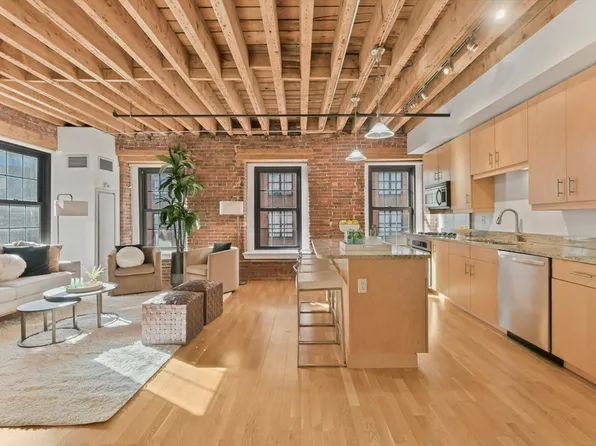 99-105 Broad St #4A, Boston, MA 02110