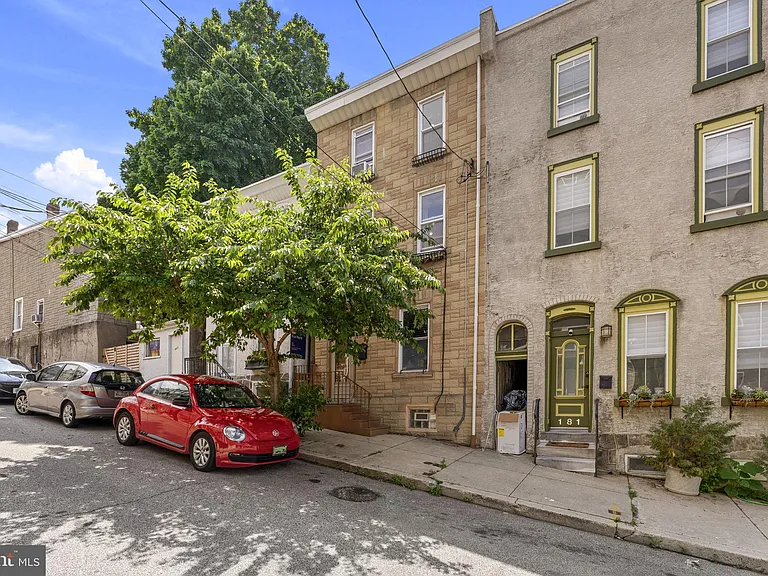 183 Markle St — Photo 1