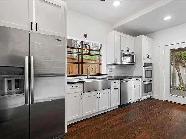 1210 Hawthorne St — Photo 19