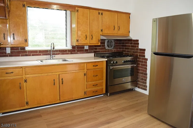 2 bed, 1.5 bath, $3,250 — Photo 3