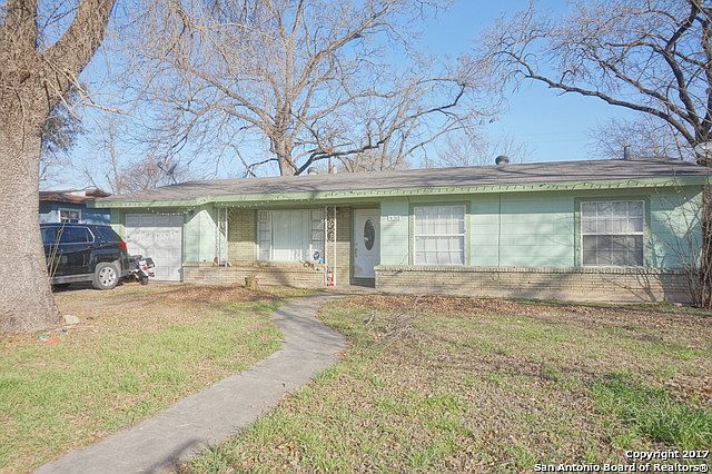 1st image of 451 Wayside Dr