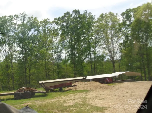 3839 Allison Farm Ln, Granite Falls, NC 28630