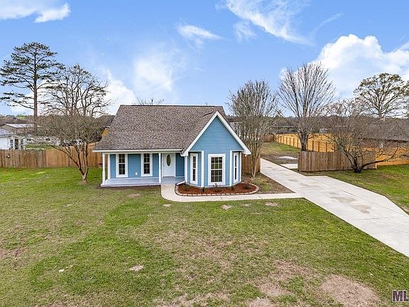 2nd image of 32841 Kirbywood Dr