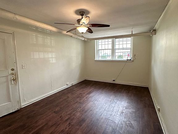 2nd image of 2600 Pleasant Ave APT B1