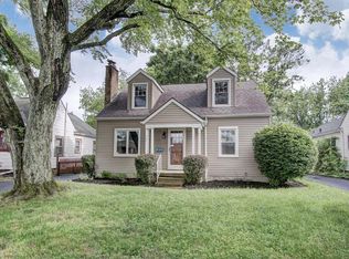 32 E Weisheimer Rd, Columbus, OH 43214