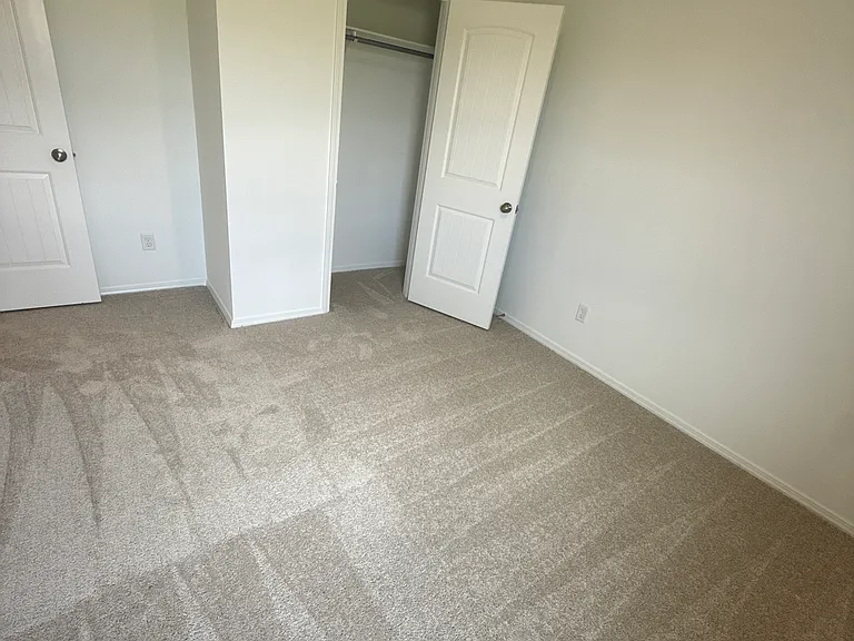 1056 Raven Walk Dr — Photo 15
