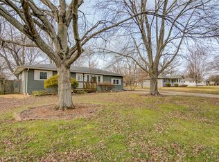 2307 Baker Dr, Decatur, IL 62521