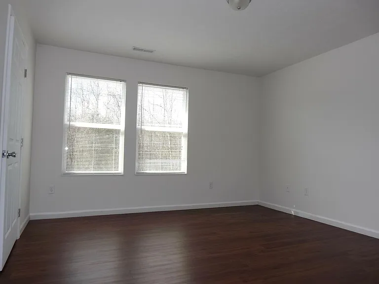 4190 Otter Creek Dr — Photo 8