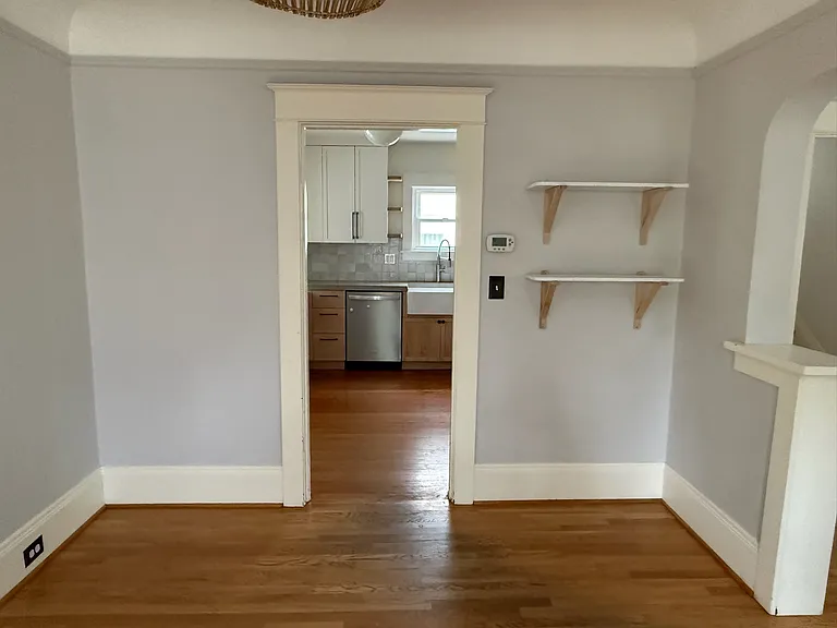 215 SE 30th Pl — Photo 14